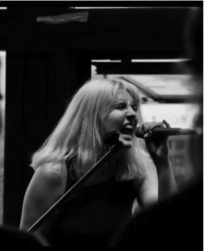 Vocal Teacher Emmalie Van Overberghe