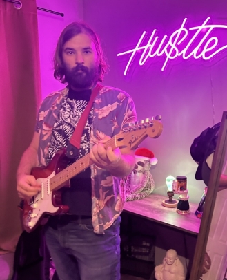 Guitar Teacher, Keyboard + Piano Teacher, Bass Guitar Teacher Josh Czerwiec