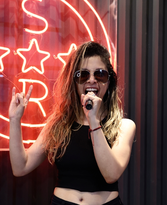 Instructora de Canto Sonia Ortiz