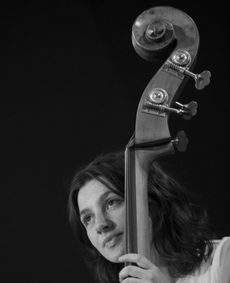 Bass Guitar Teacher, Keyboard + Piano Teacher Sophia Kaufmann