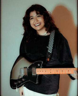 Guitar Teacher, Bass Guitar Teacher, Soraya Rafat