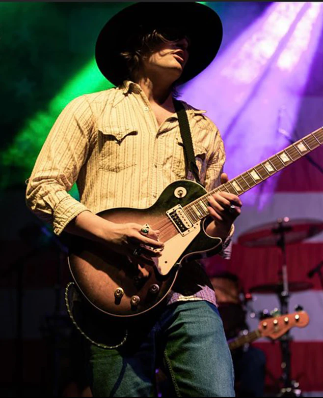 Guitar Teacher, Bass Guitar Teacher, Vocal Teacher Spencer Carlson