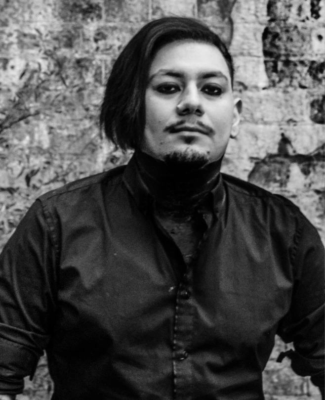 Guitar Teacher, Bass Guitar Teacher, Drum Teacher Shah Karimian