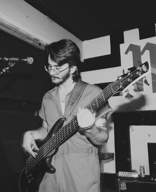 Bass Guitar Teacher Cian Liaskos