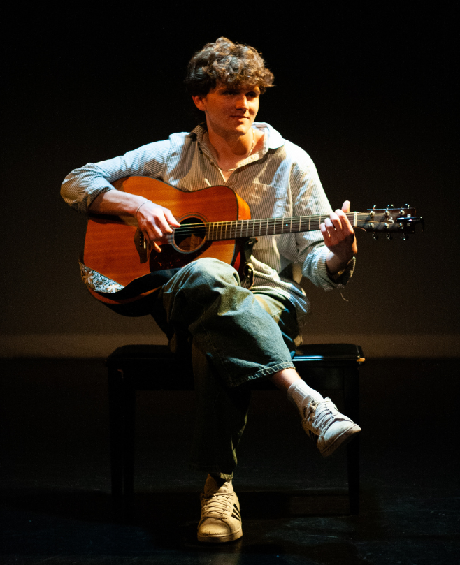 Vocal Teacher, Keyboard + Piano Teacher Ronan