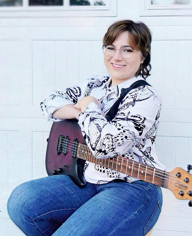 Keyboard + Piano Teacher, Vocal Teacher, Guitar Teacher Steffani