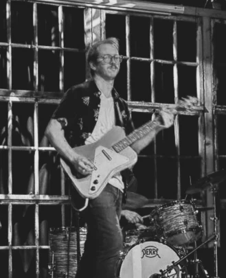 Guitar Teacher, Bass Guitar Teacher Tom