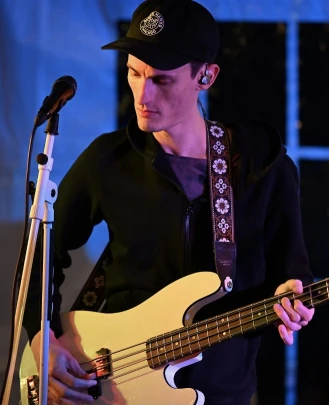 Bass Guitar Teacher Joey