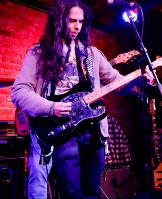 Guitar Teacher, Bass Guitar Teacher Ryan Rieg