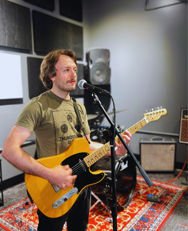 Guitar Teacher, Bass Guitar Teacher, Keyboard + Piano Teacher, Vocals Teacher Dylan Jefferies