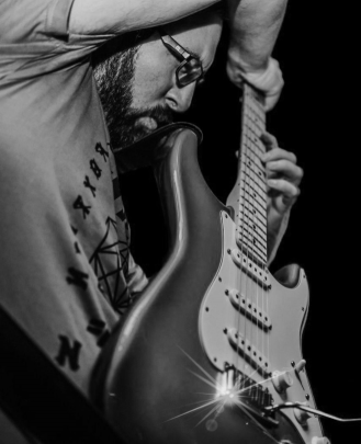 Instructor de Guitarra Alexis Da Rosa