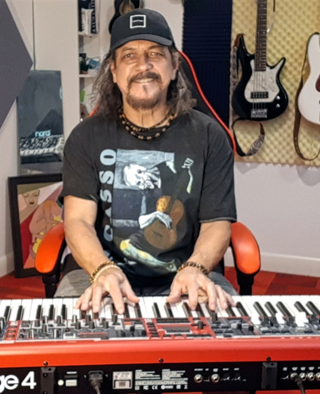 Keyboard + Piano Teacher, Bass Guitar Teacher Jaime Silva