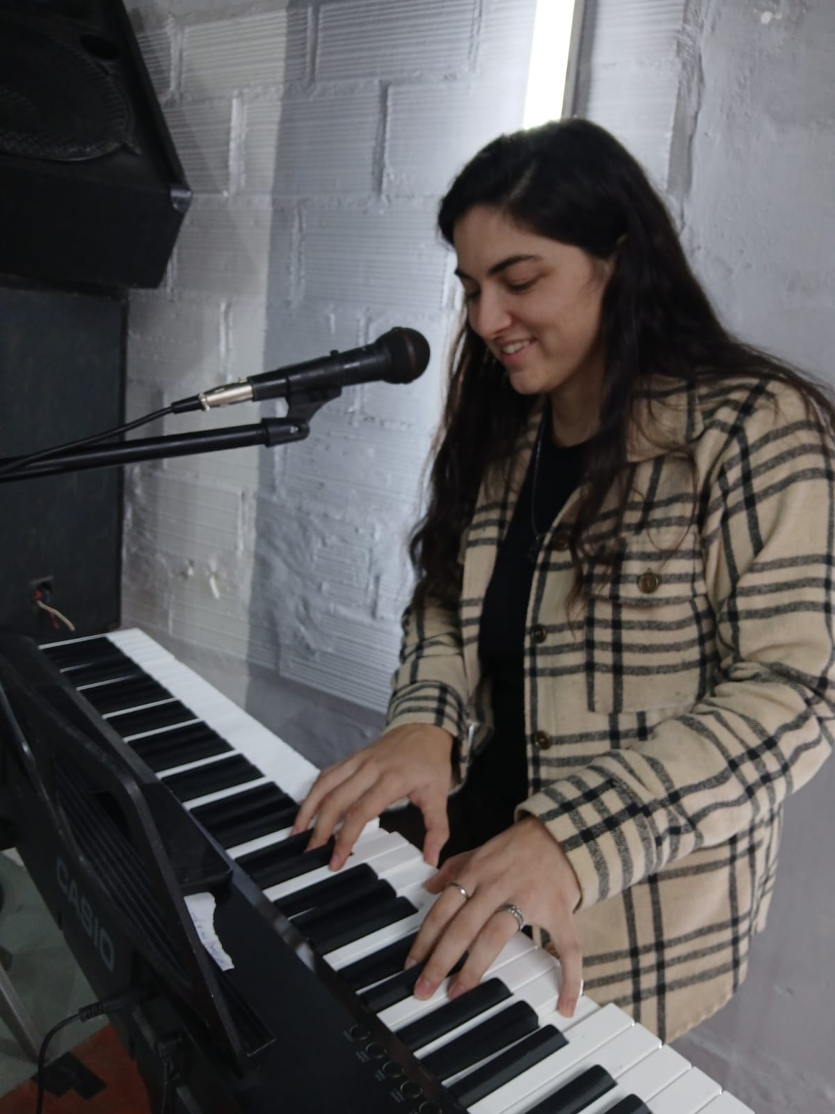 Profesora de Teclado Valentina Ruiz