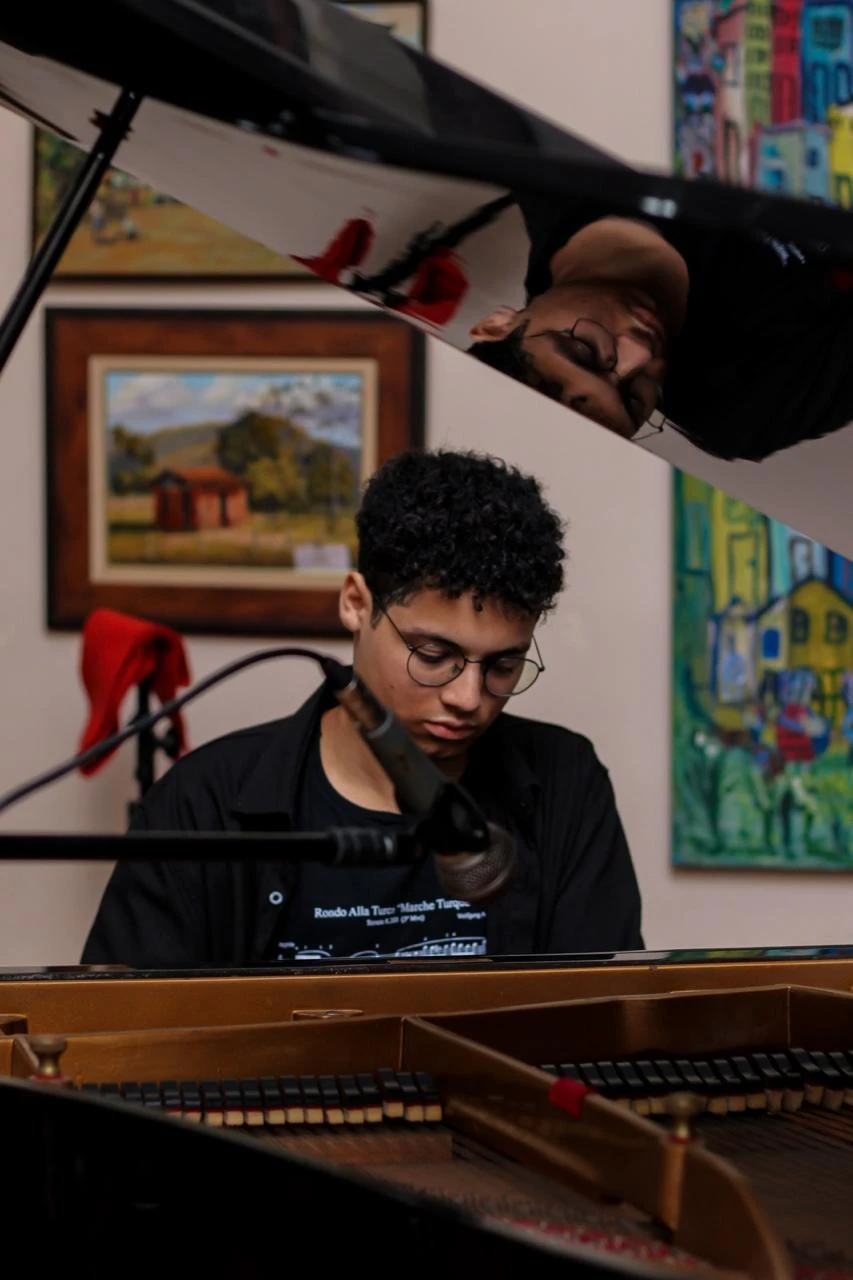 Instrutor de Piano + Teclado, Instrutor de Ukulele, Instrutor do Little Wing, Instrutor de Rookies Felipe Lages