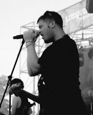 Profesor de Guitarra y Bajo Sebastián González