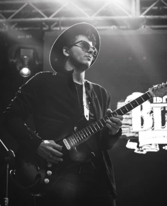 Professor de Guitarra, Professor de Elenco João Lopes